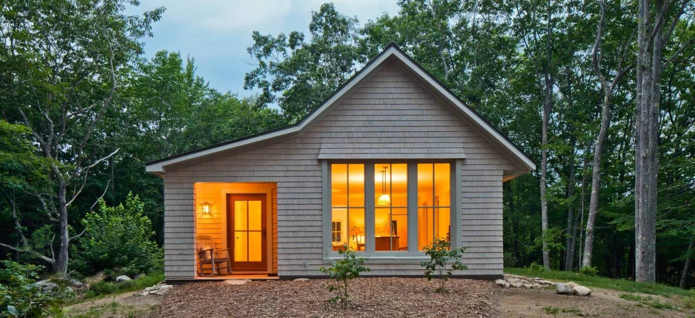 GO Home by GO Logic 1,000 ft² plan A front view (FHB@2012 Brian Vanden Brink)